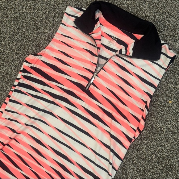 TAIL activewear sleeveless 1/2 zip top ❤️ - Picture 7 of 7